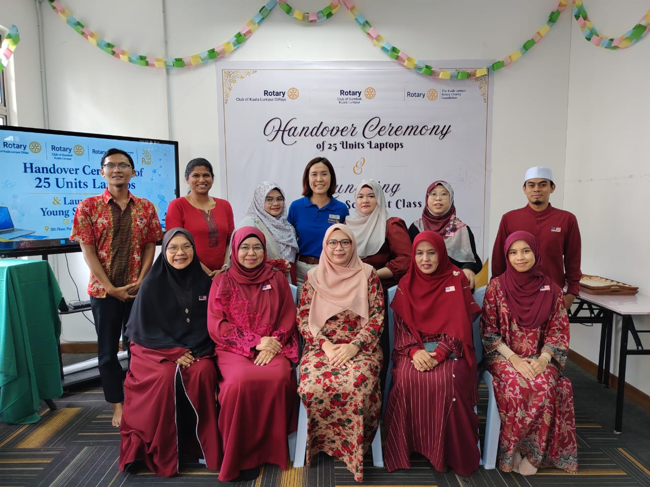 Pasukan PADI bersama tetamu Rotary