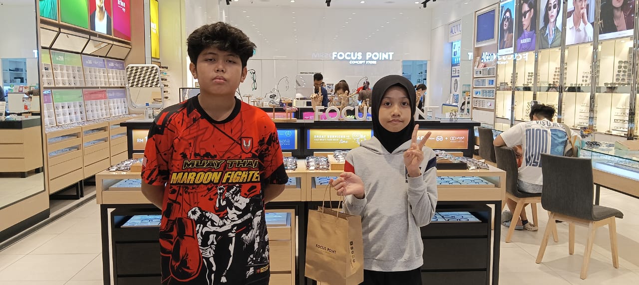 Program pemeriksaan & bantuan cermin mata pelajar