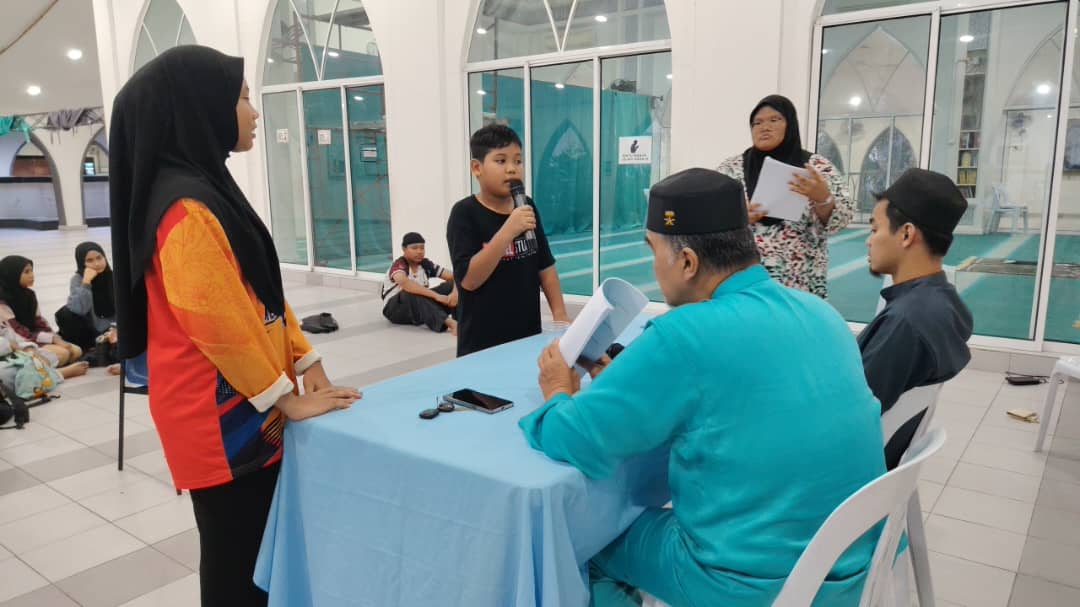 Pertandingan Hafazan bersama panel hakim